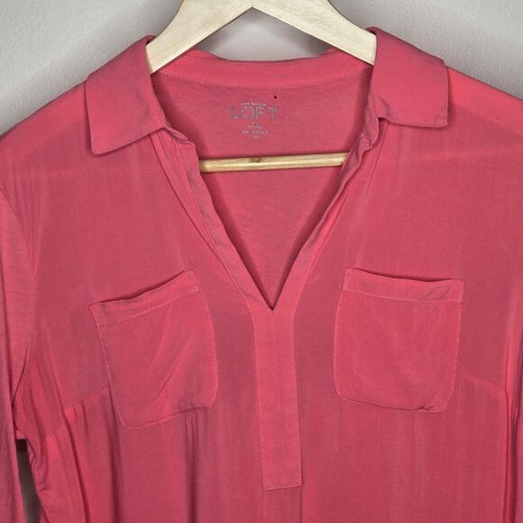 LOFT Coral Pink Women's Mixed Media Top Roll Tab Sleeves Pockets Size SP - Picture 2 of 8